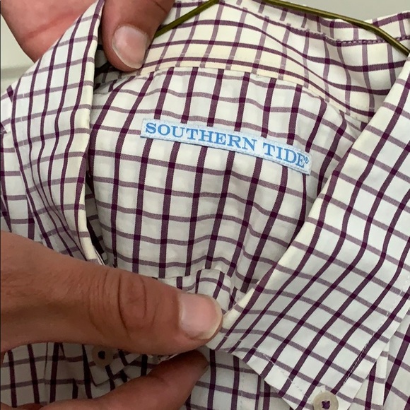 Southern Tide button down - Picture 2 of 3
